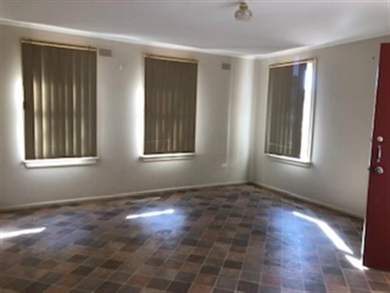 20 Prince  Street, Cobar NSW 2835