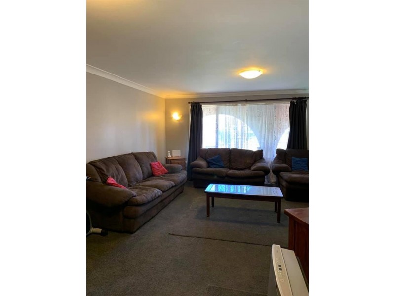 189 Algalah Street, Narromine NSW 2821