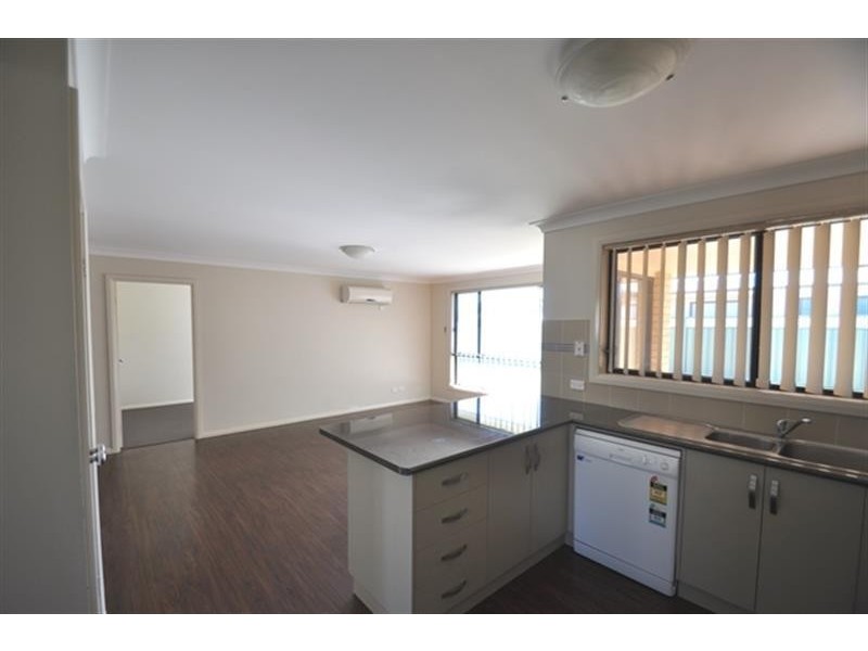 21 Dunheved Circle, Dubbo NSW 2830