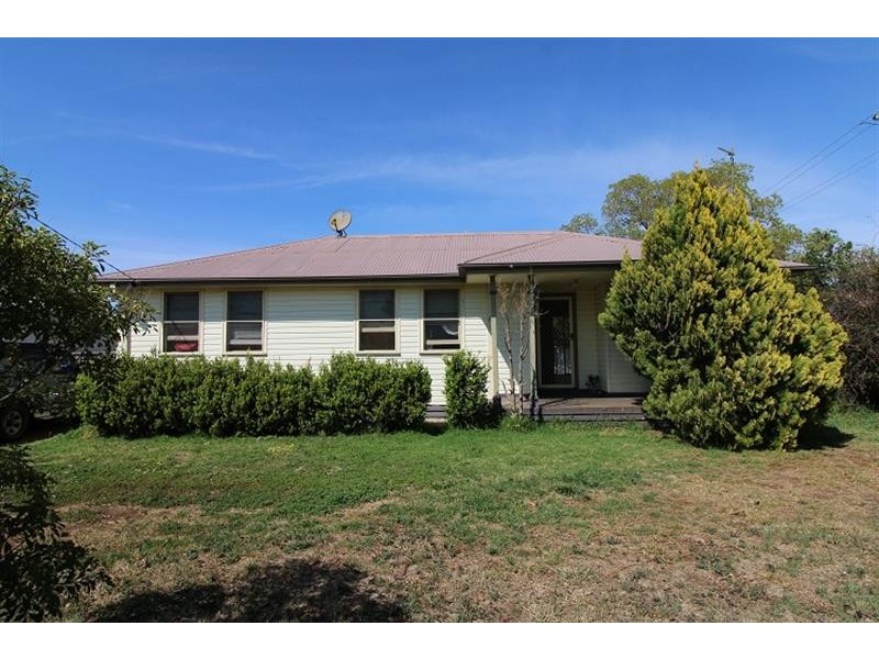 4 Wattle  Street, Dubbo NSW 2830