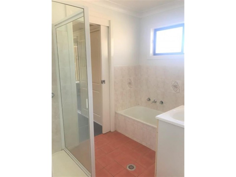 4 MULGA Place, Cobar NSW 2835