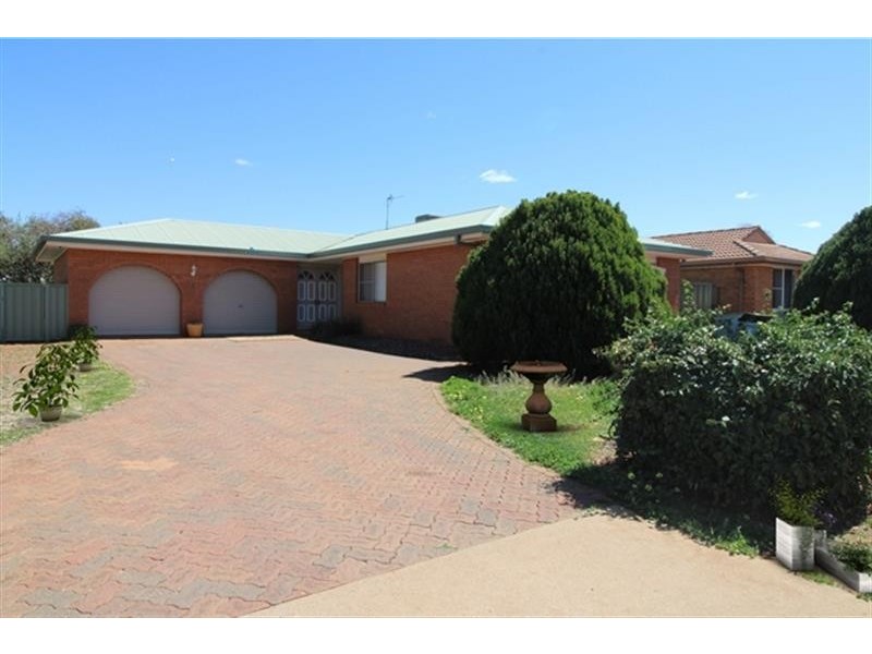 5 Eyre Street, Dubbo NSW 2830