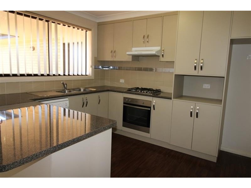 21 Dunheved Circle, Dubbo NSW 2830