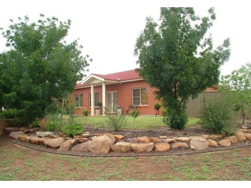 1 Lancaster Park Place, Dubbo NSW 2830