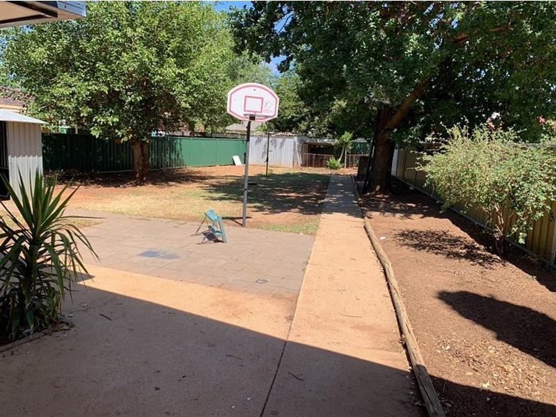 57 Margaret Crescent, Dubbo NSW 2830