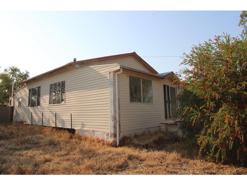 10A George Street, Binnaway NSW 2395