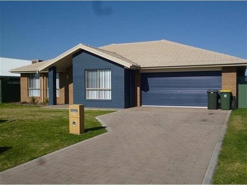 9 Argyle Avenue, Dubbo NSW 2830