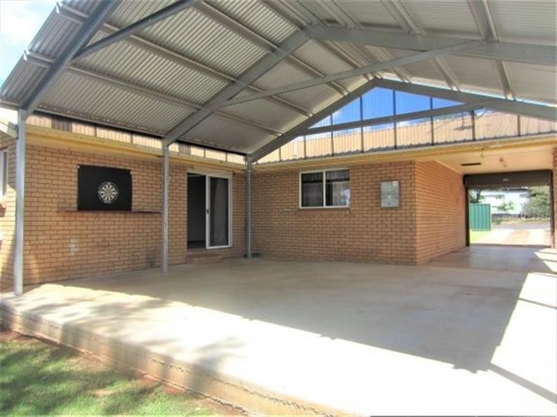 10 Snelson Street, Cobar NSW 2835