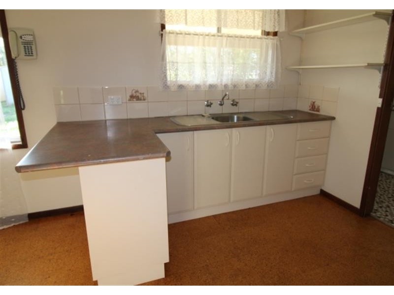 13 Meadowbank Drive, Dubbo NSW 2830