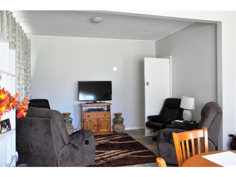 10 Wetherell Crescent, Cobar NSW 2835