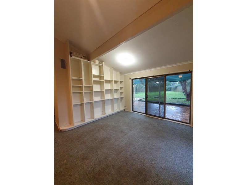 9 Hamilton Close, Dubbo NSW 2830