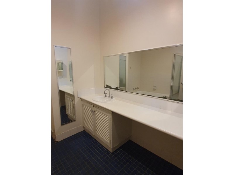 9 Hamilton Close, Dubbo NSW 2830