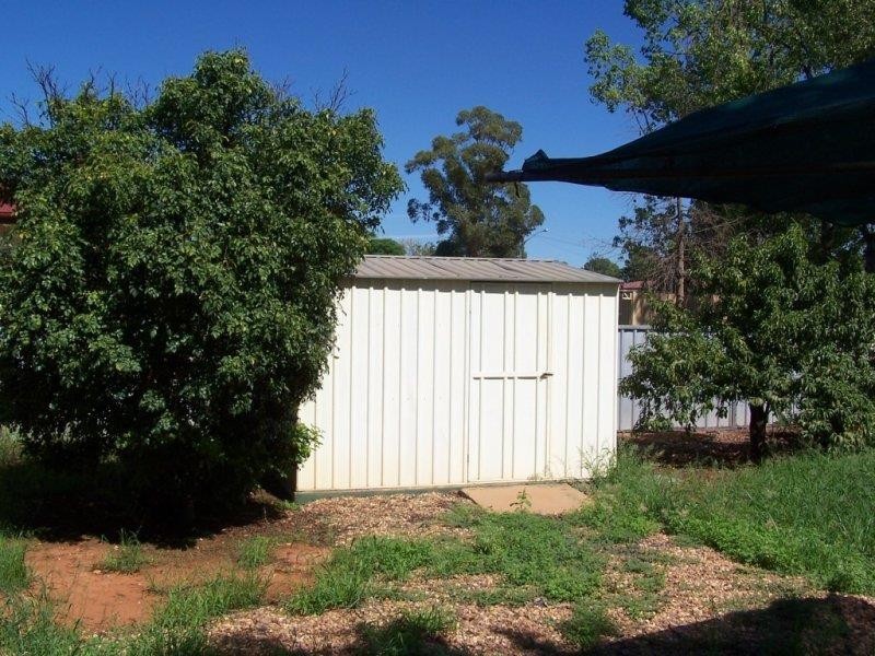 2 Wattle Drive, Cobar NSW 2835