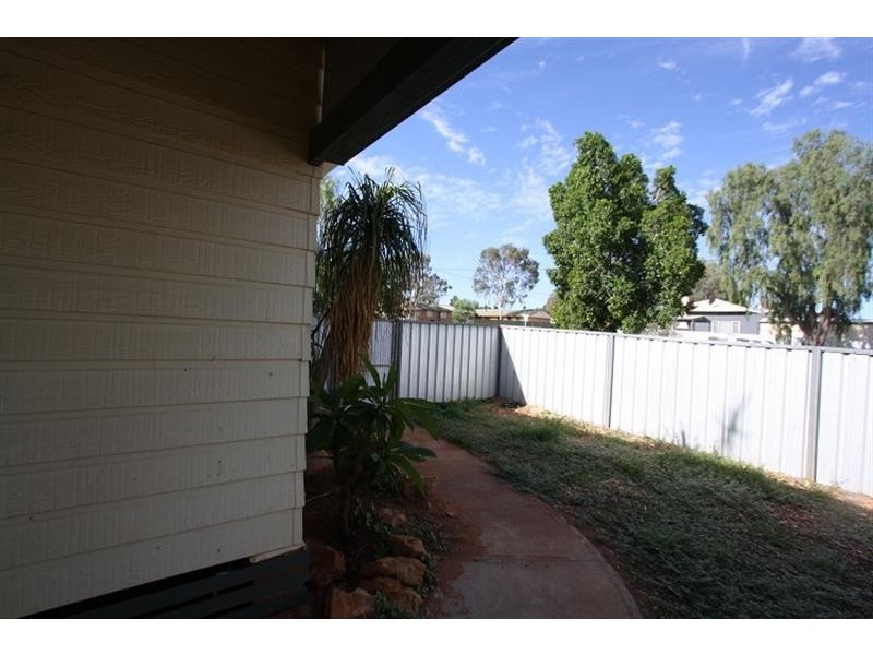 19 Murray Street, Cobar NSW 2835