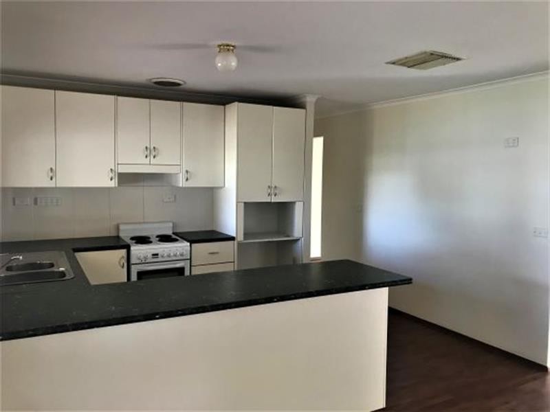 6 Mulga Place, Cobar NSW 2835