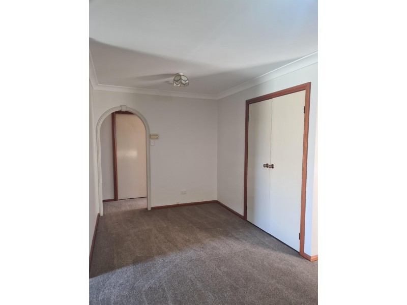 2/18 Alder Place, Dubbo NSW 2830