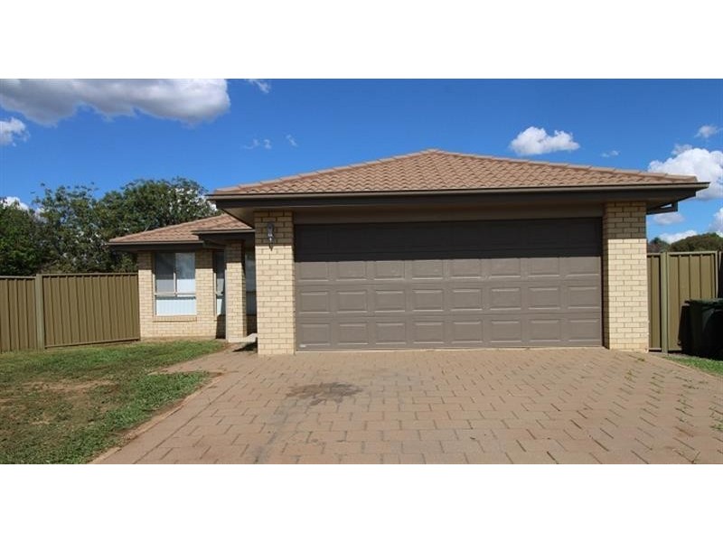16 Thornett Place, Dubbo NSW 2830