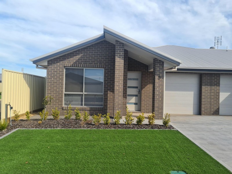 5/7 Volta  Avenue, Dubbo NSW 2830