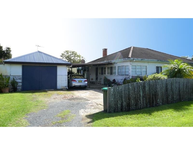 9 Kent St, Tuncurry NSW 2428