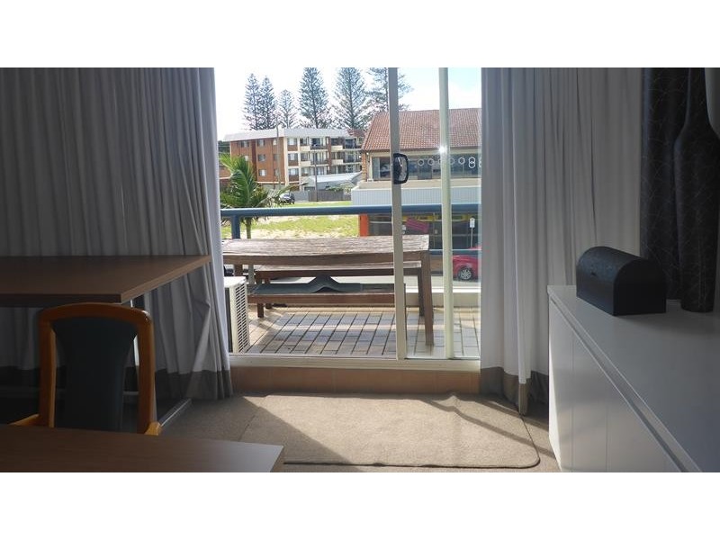 60 Manning St, Tuncurry NSW 2428