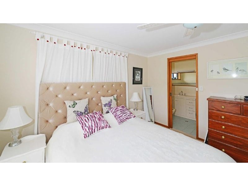 81  Lakeview Crescent, Forster NSW 2428