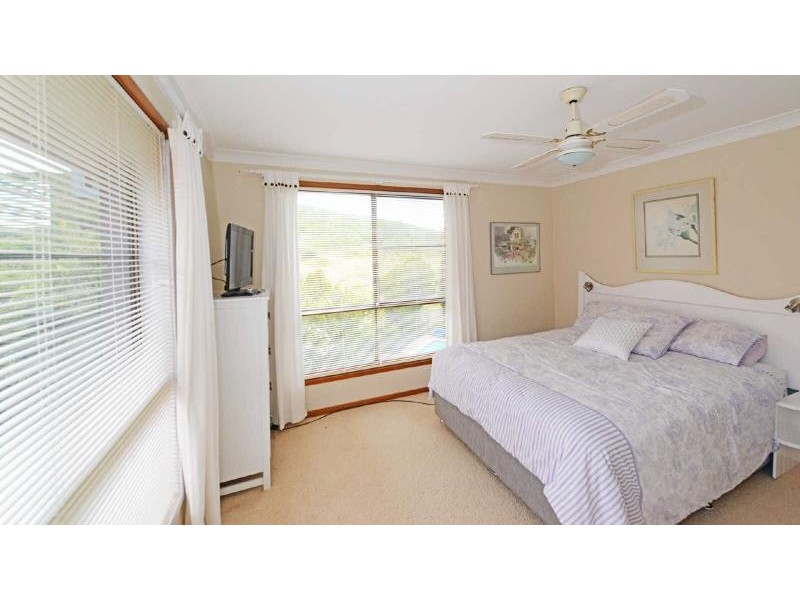 81  Lakeview Crescent, Forster NSW 2428