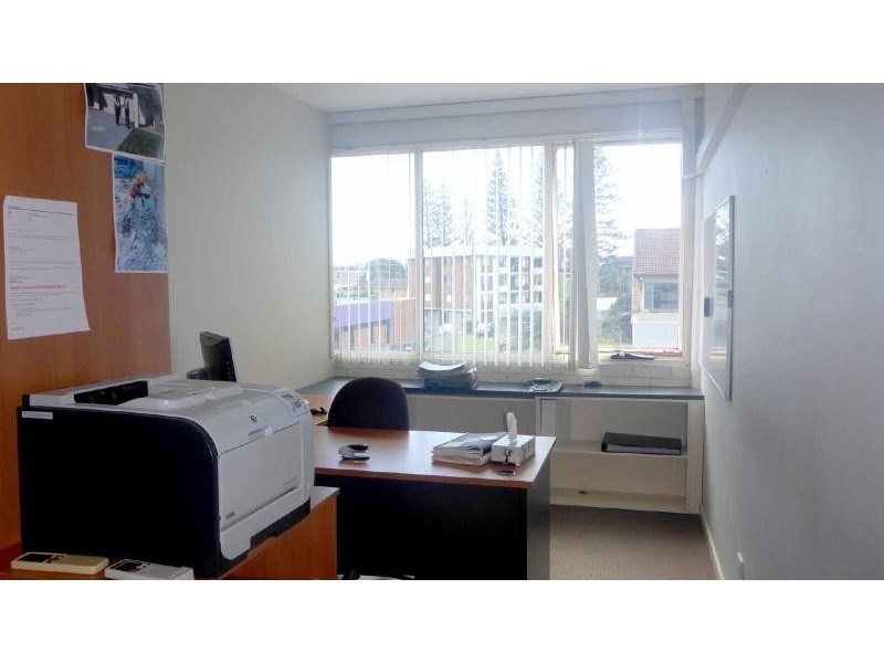 60 Manning St, Tuncurry NSW 2428