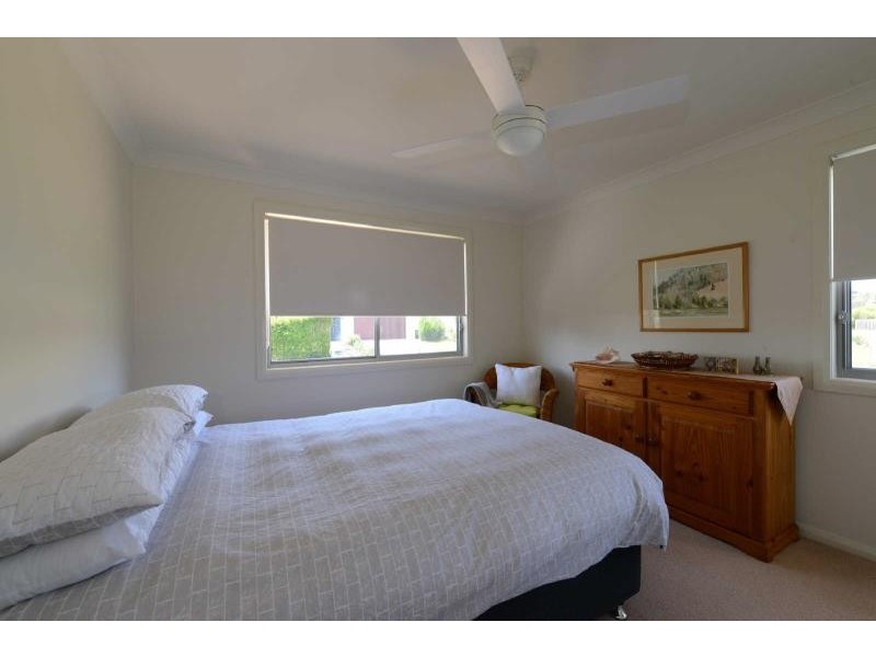 16  Torquay Cct, Red Head NSW 2430