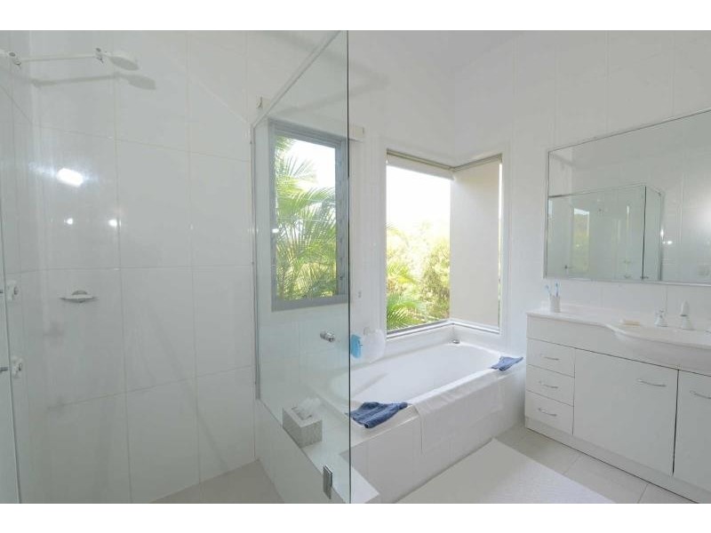 16  Torquay Cct, Red Head NSW 2430