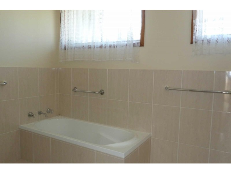 22  Parkway Drive, Tuncurry NSW 2428