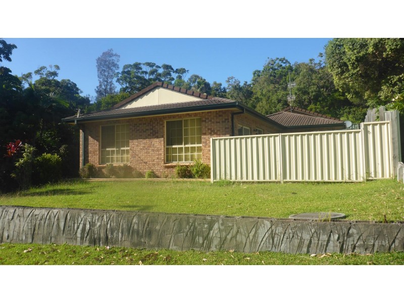 1/25 The Lakes Way, Elizabeth Beach NSW 2428