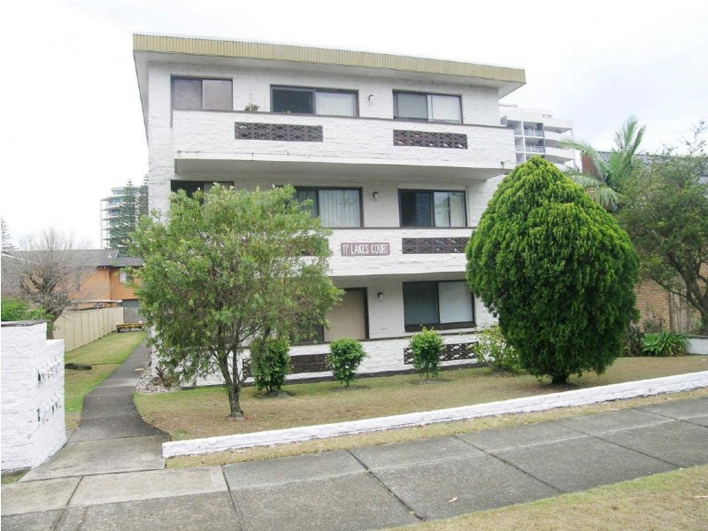 7/17  Lake Street, Forster NSW 2428