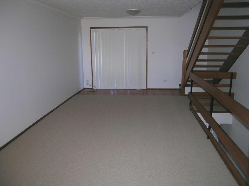 2/37  Tuncurry Street, Tuncurry NSW 2428