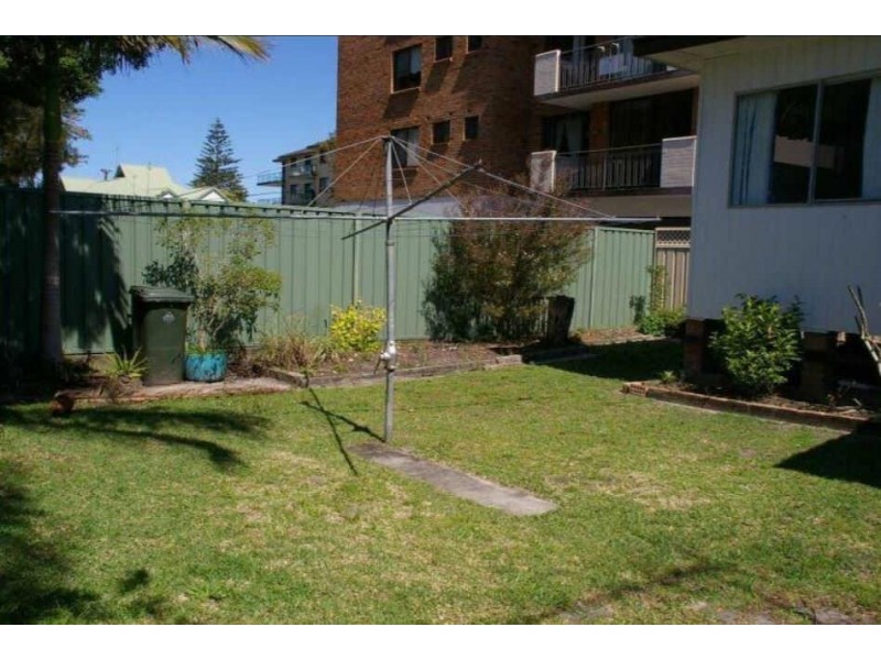 9  Peel Street, Tuncurry NSW 2428