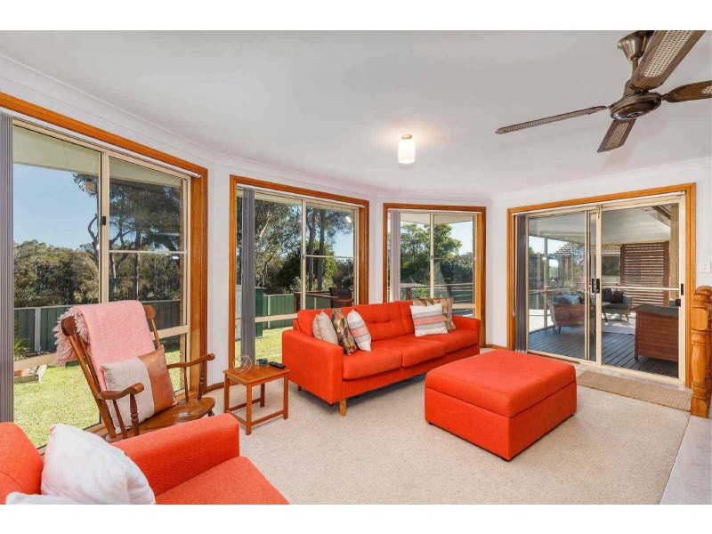 25  Hawaii Avenue, Forster NSW 2428