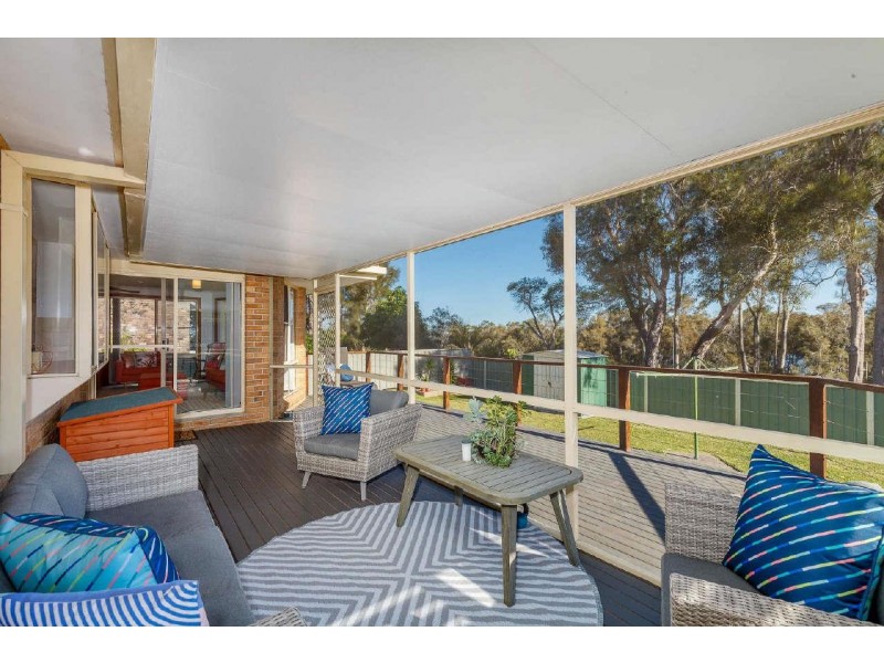 25  Hawaii Avenue, Forster NSW 2428