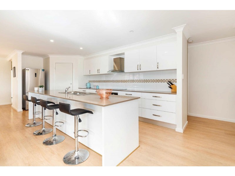 39 Divide Street, Forster NSW 2428