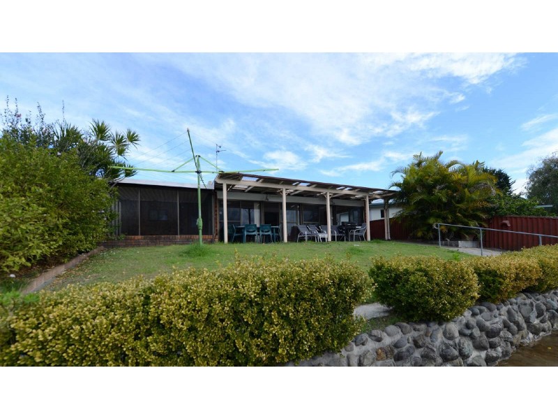 25  Elouera Crescent, Forster NSW 2428