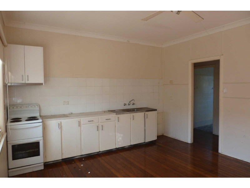 2/24  Helen Street, Forster NSW 2428