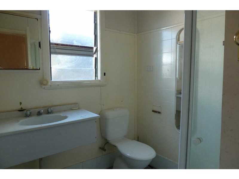 2/24  Helen Street, Forster NSW 2428