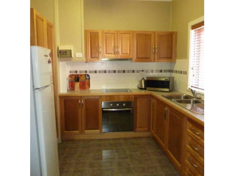 2/20  Helen Street, Forster NSW 2428