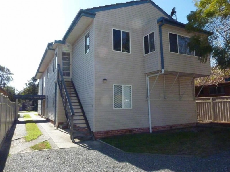 2/20  Helen Street, Forster NSW 2428