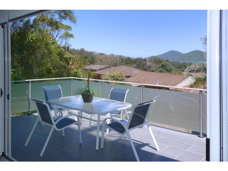 2/5  Margot Place, Forster NSW 2428