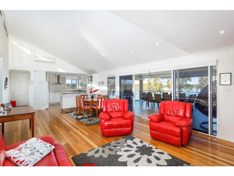 2/7  Mount View Parade, Tuncurry NSW 2428