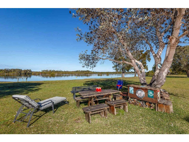 2/7  Mount View Parade, Tuncurry NSW 2428