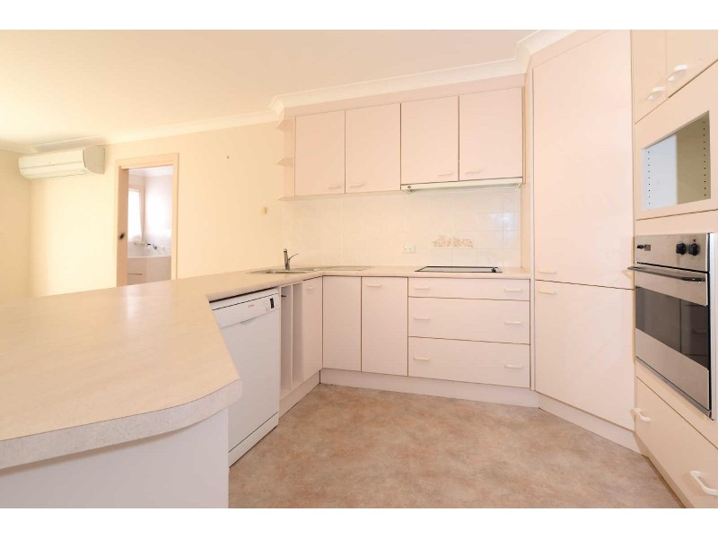 2/2  Wills Court, Forster NSW 2428