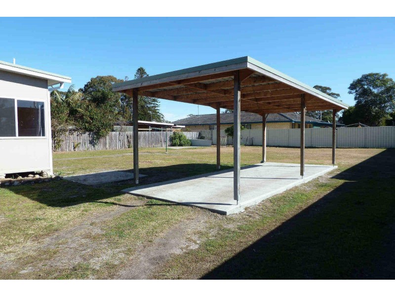 23  The Lakes Way, Forster NSW 2428