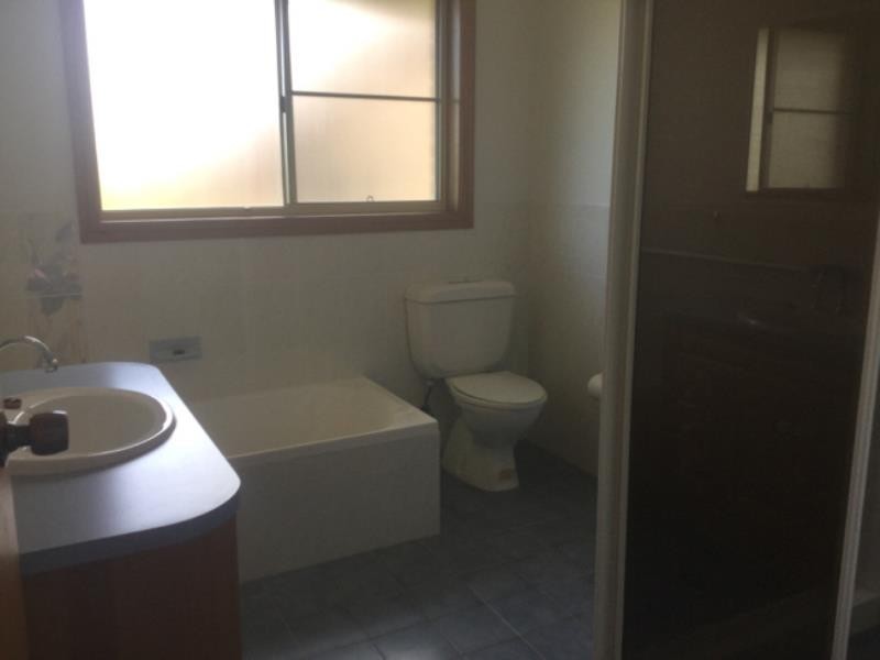 25  Hawaii Avenue, Forster NSW 2428