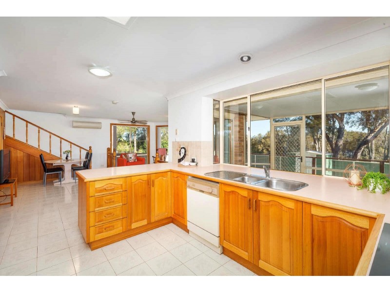 25  Hawaii Avenue, Forster NSW 2428