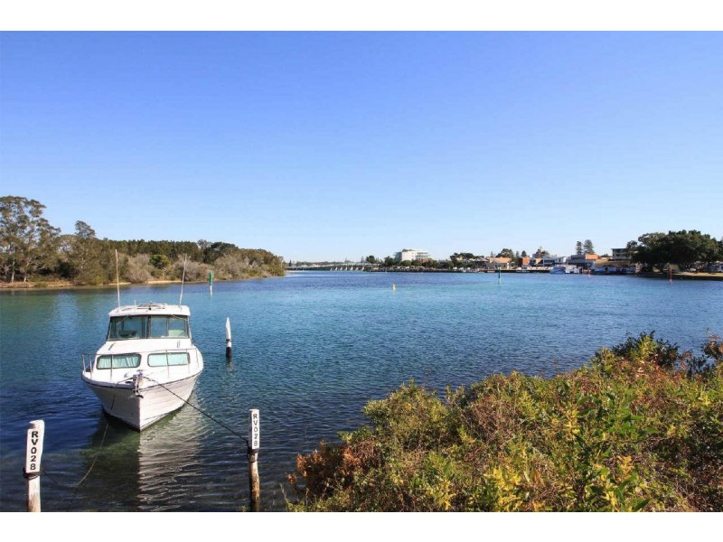 1/16-18 Little Street, Forster NSW 2428